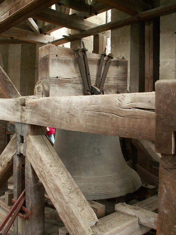 148 Bell Salisbury Cathedral.jpg - KONICA MINOLTA DIGITAL CAMERA
